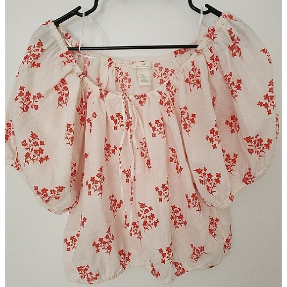 H & M Crop Top white Flowers Size medium - Picture 2 of 8
